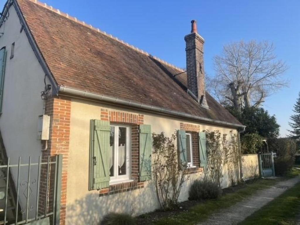 فيلا Le Jardin De Juliette Gournay-le-Guerin المظهر الخارجي الصورة
